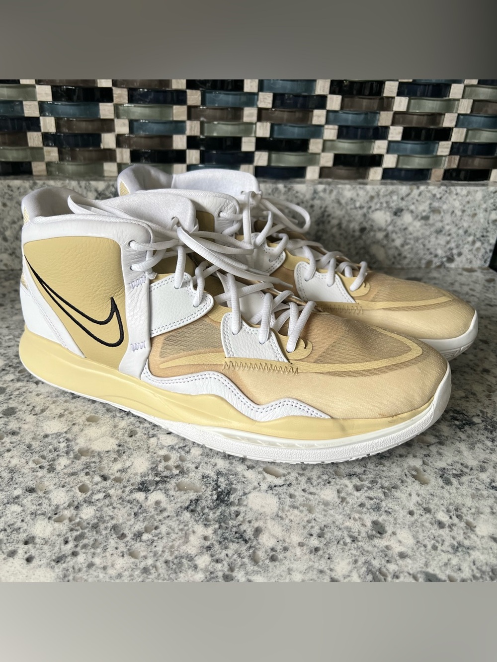 Nike Kyrie Infinity TB Team Gold Men’s Size 14